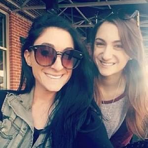 Meet your Posher, Jenna